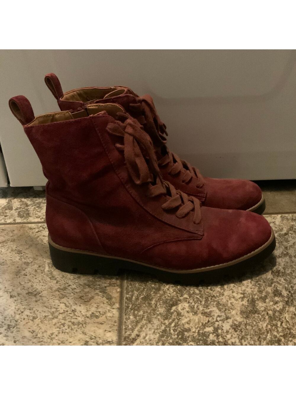 Vionic Lani Combat Boots Burgundy Red Size 7.5